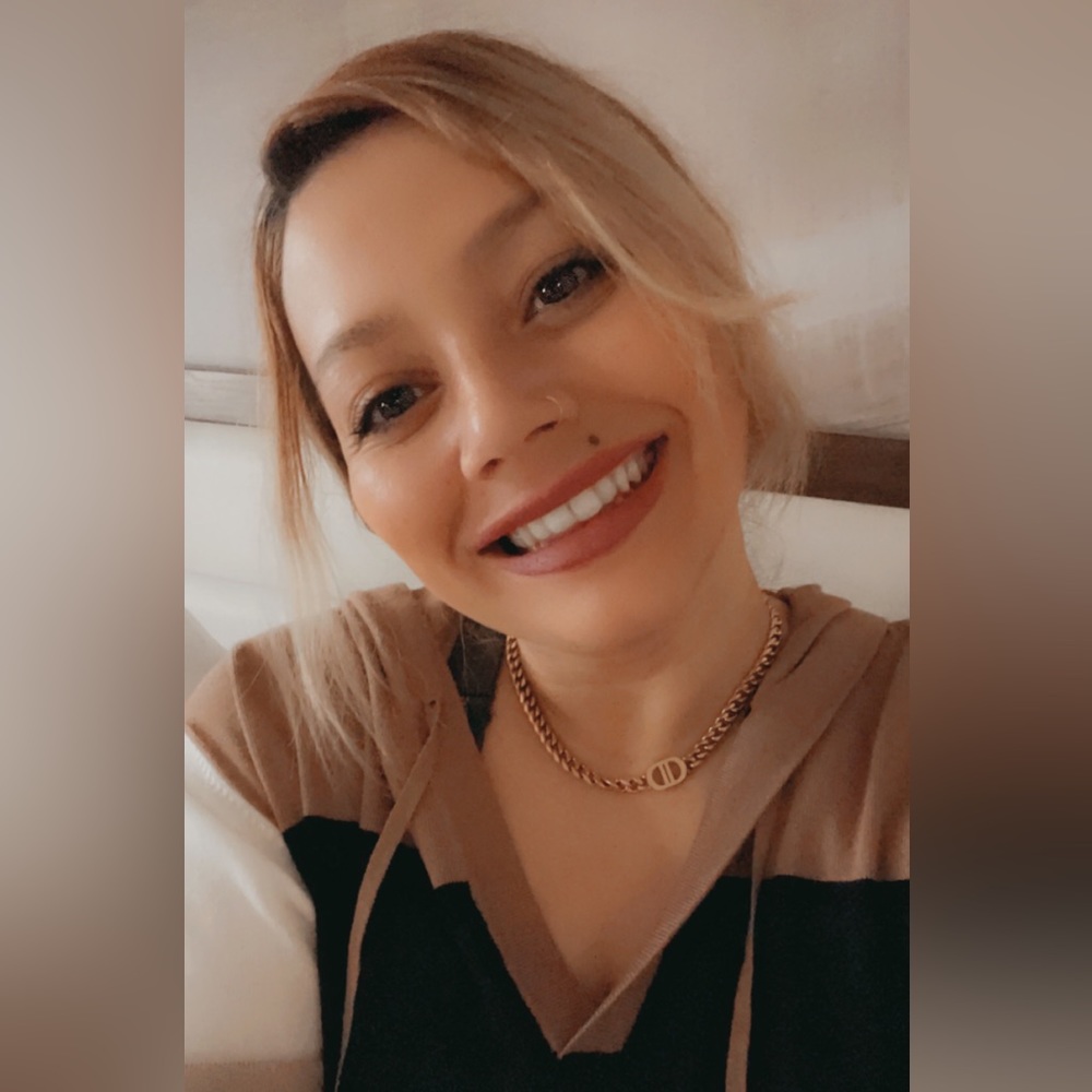 Meet your Posher, Jennie
